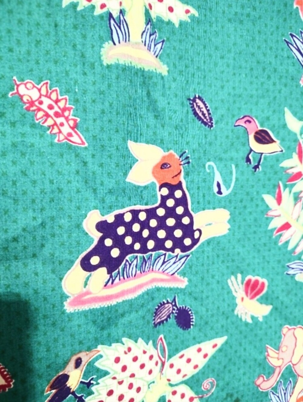 "RARE" GP & K Baker Nosuch Palace Green animals 1 panel curtain made in England